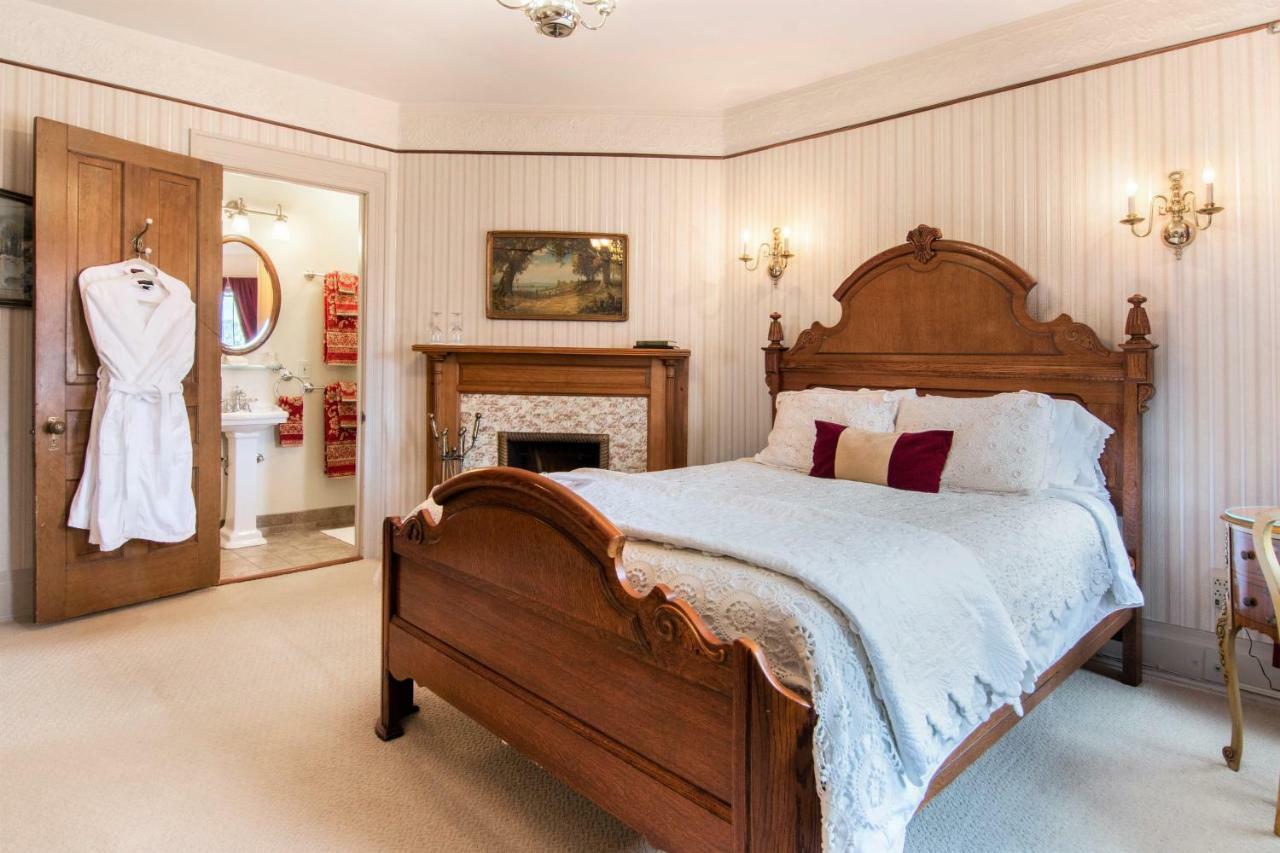 The Lamplighter Bed & Breakfast Of لودينغتون المظهر الخارجي الصورة